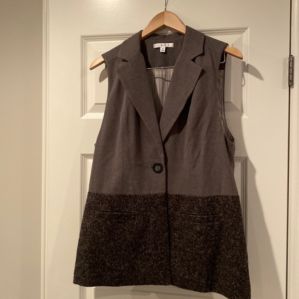 Size M Cabi vest